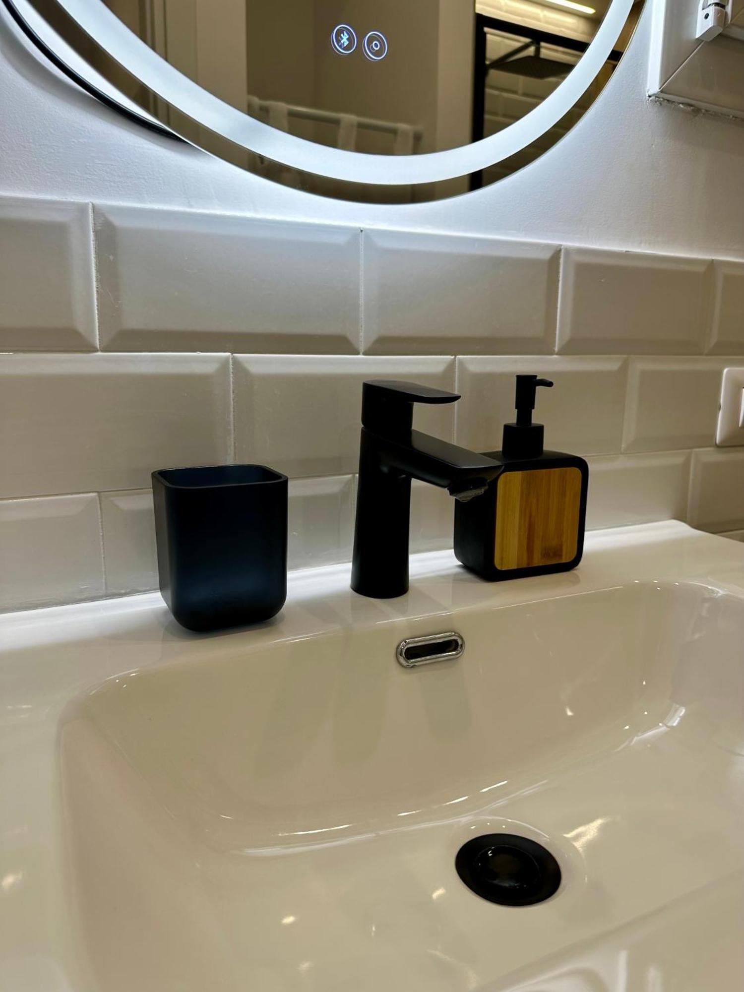 מילאנו Lr Deluxe Apartments - Porta Venezia - Bilocale Con Giardino Privato מראה חיצוני תמונה